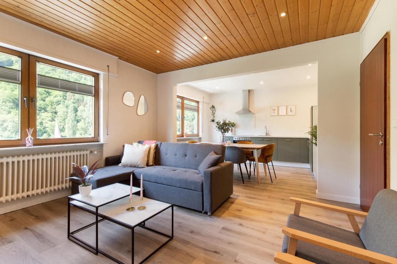 Haus Blaue Traube Mit Moselblick Apartment Ediger-Eller Exterior foto