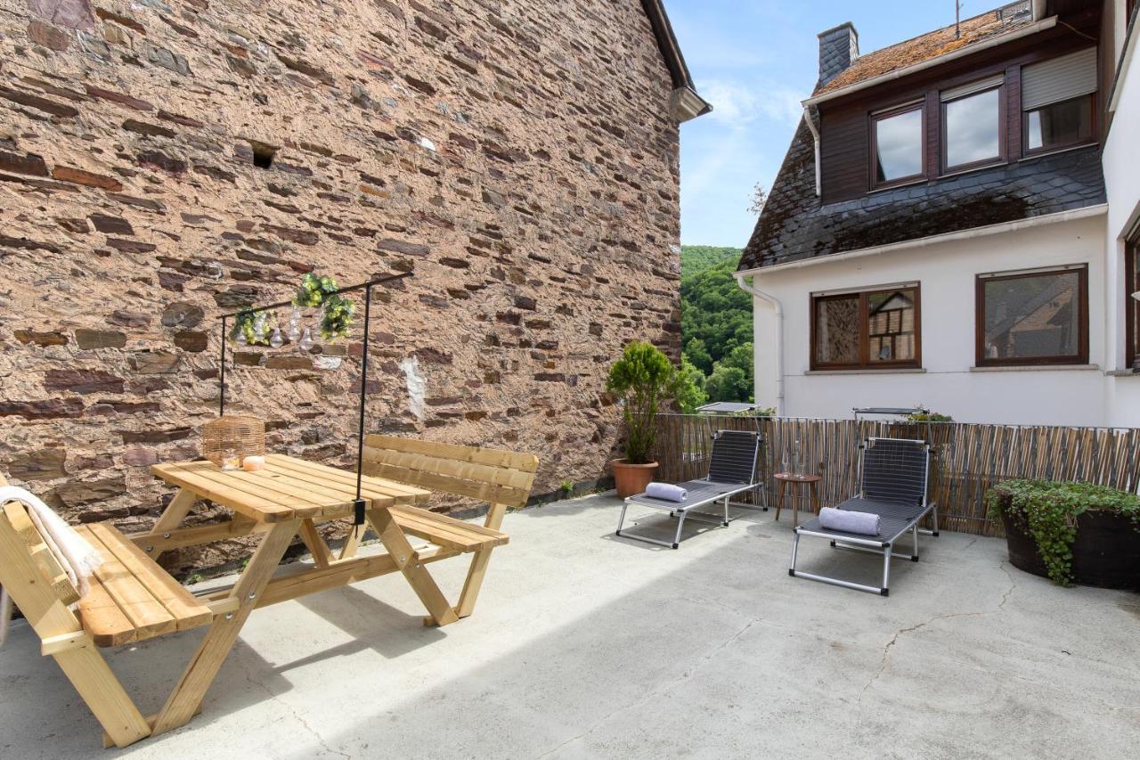 Haus Blaue Traube Mit Moselblick Apartment Ediger-Eller Exterior foto