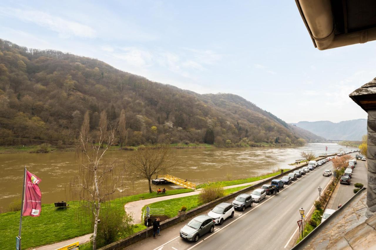 Haus Blaue Traube Mit Moselblick Apartment Ediger-Eller Exterior foto